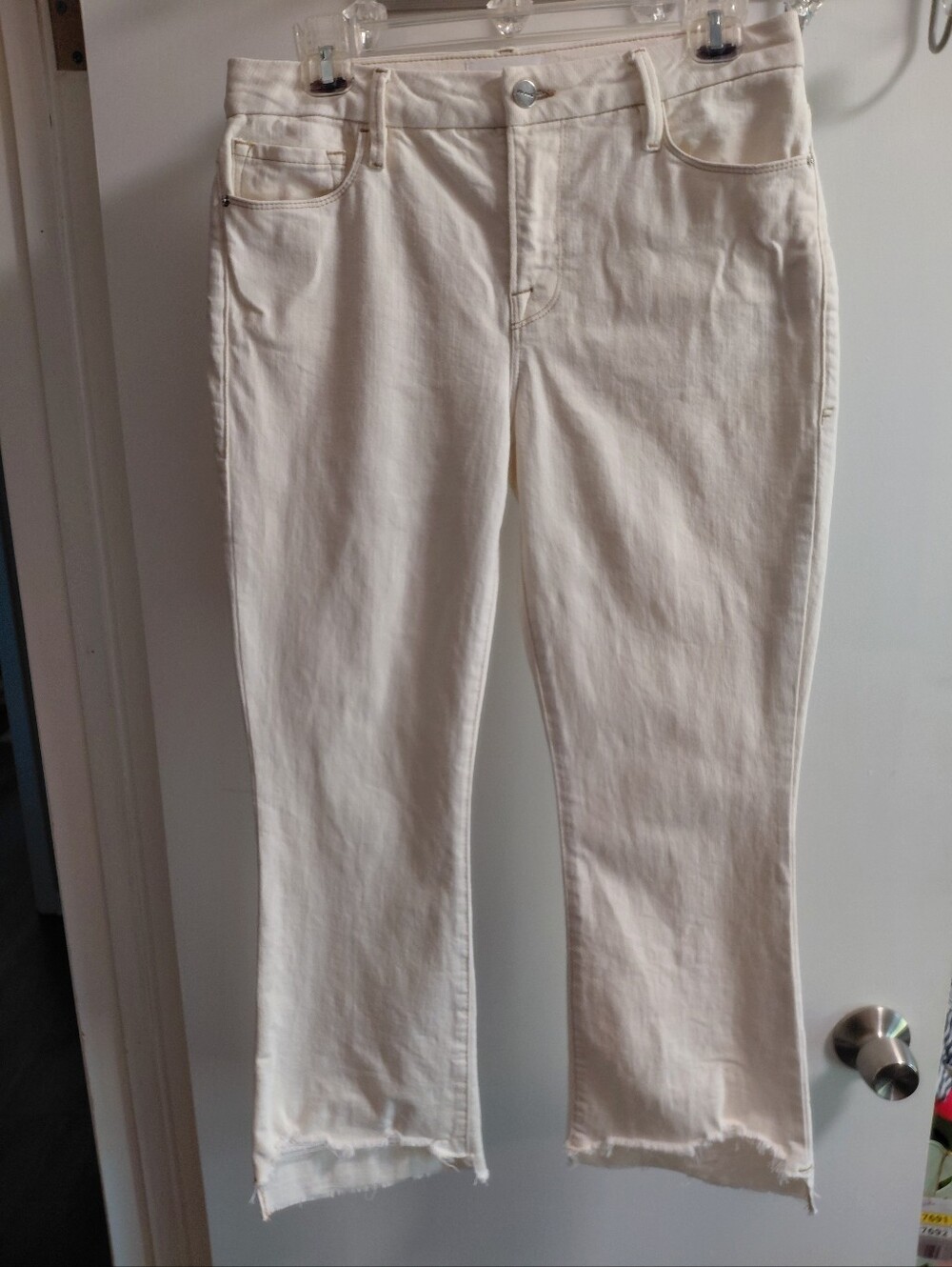 Frame Le Crop Mini Boot Denim Cream Cropped Frayed-Hem Jeans